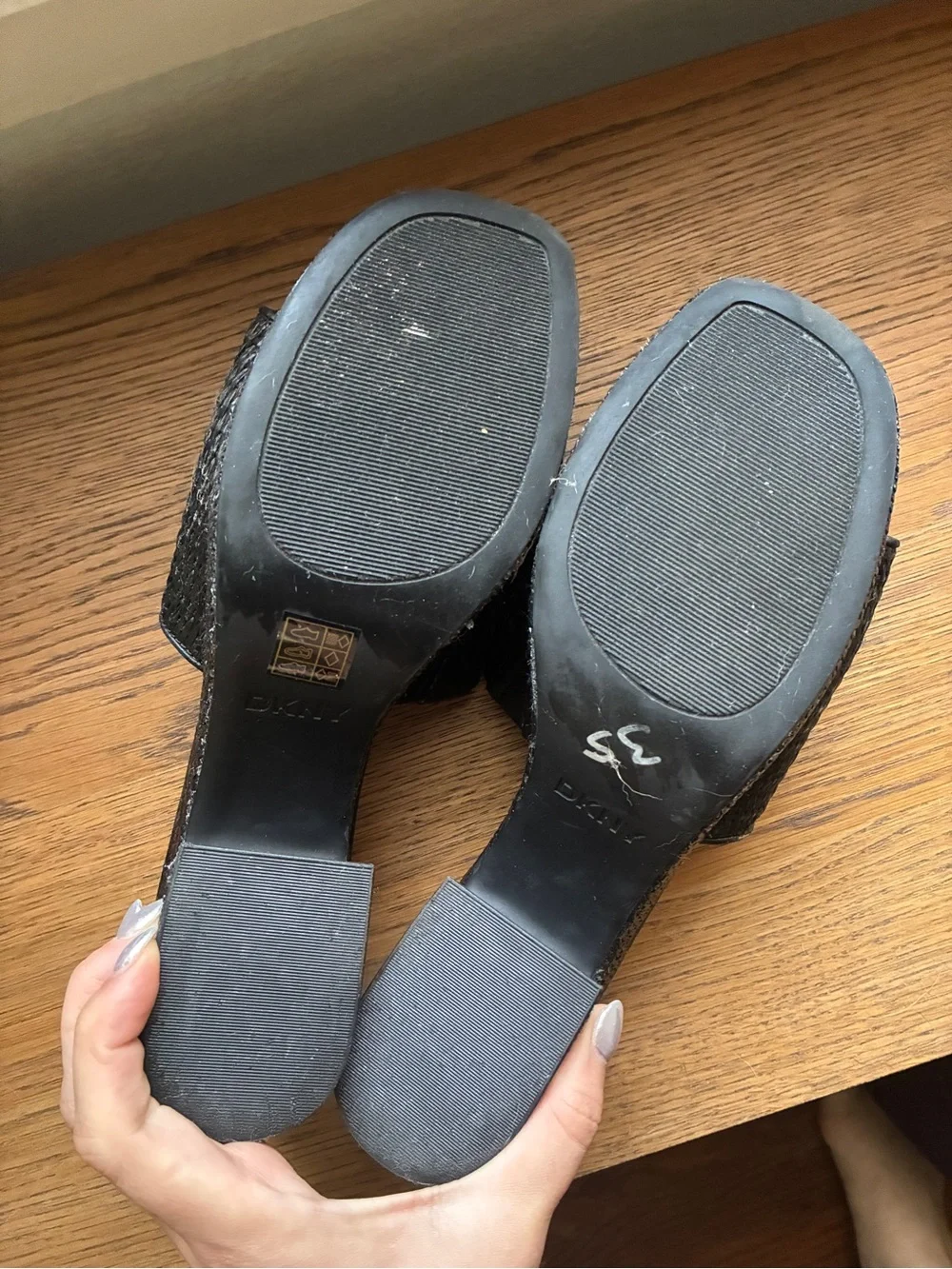 Dkny slide mules